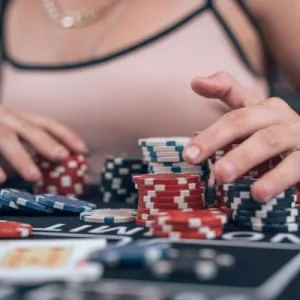 Poker Card Ranking Mạnh Nhất Là Gì? Jun88 Chỉ Rõ Thứ Tự 2025